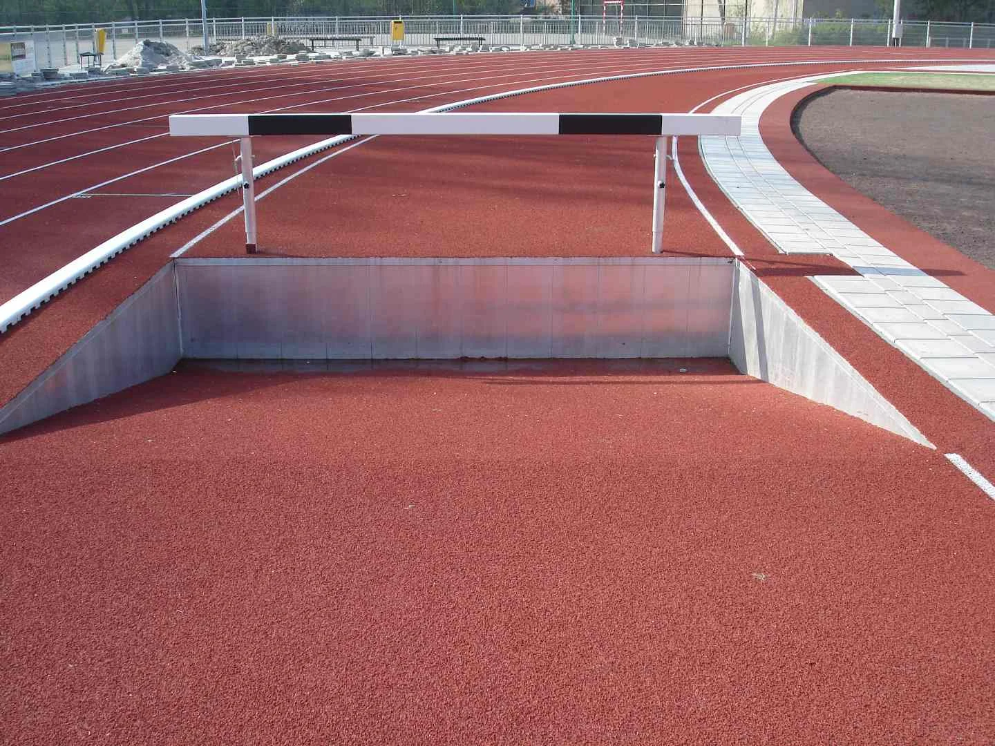 Steeplechase water tray