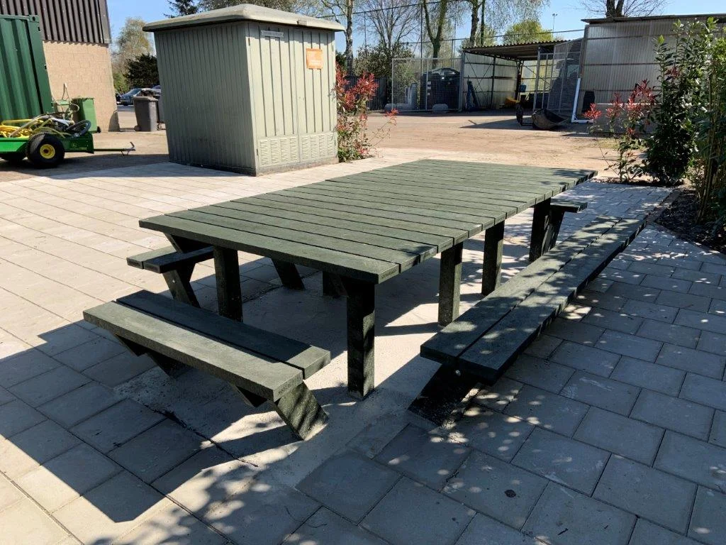 GreenMatter Teamtafel