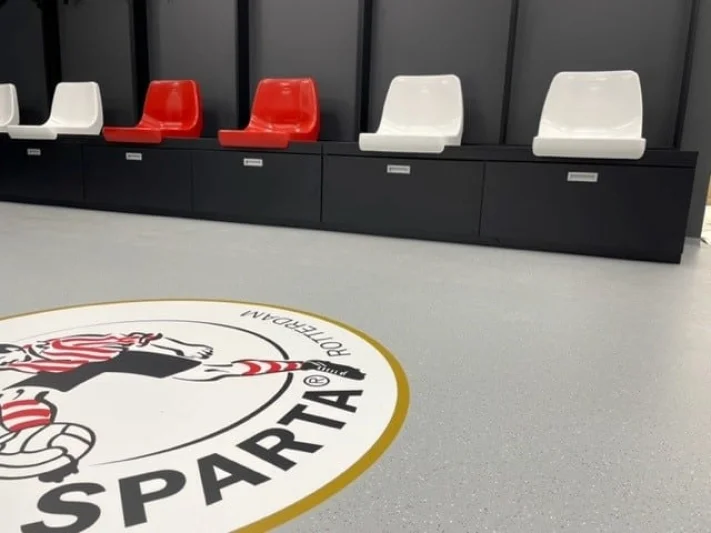 Custom-made changing rooms