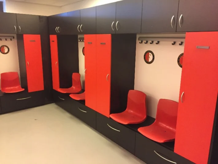Custom-made changing rooms