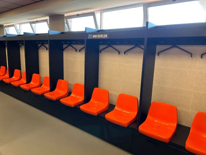 Custom-made changing rooms