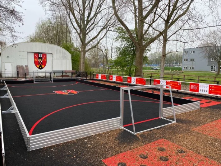 Speed hockey court