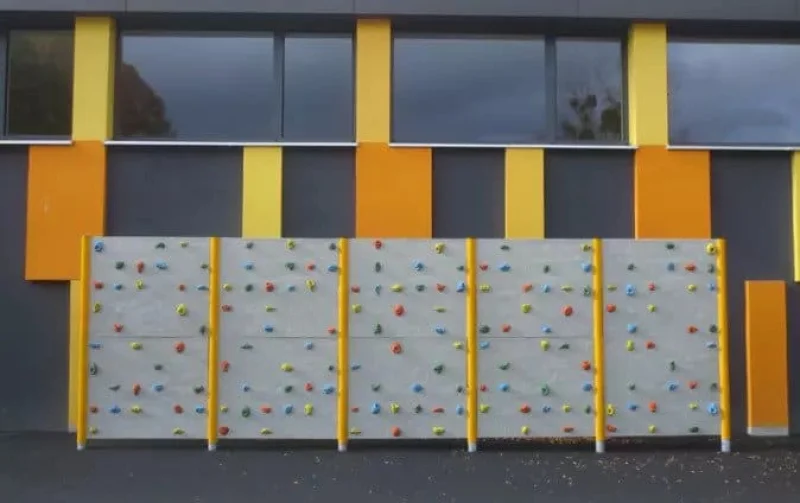 Bouldering wall / climbing wall wall-mounted