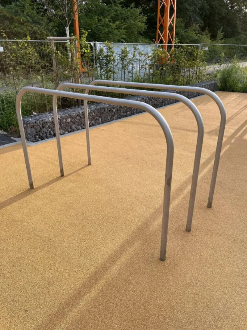 Double dip bar CB calisthenics