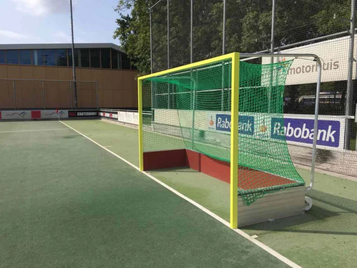 Hockey goal
