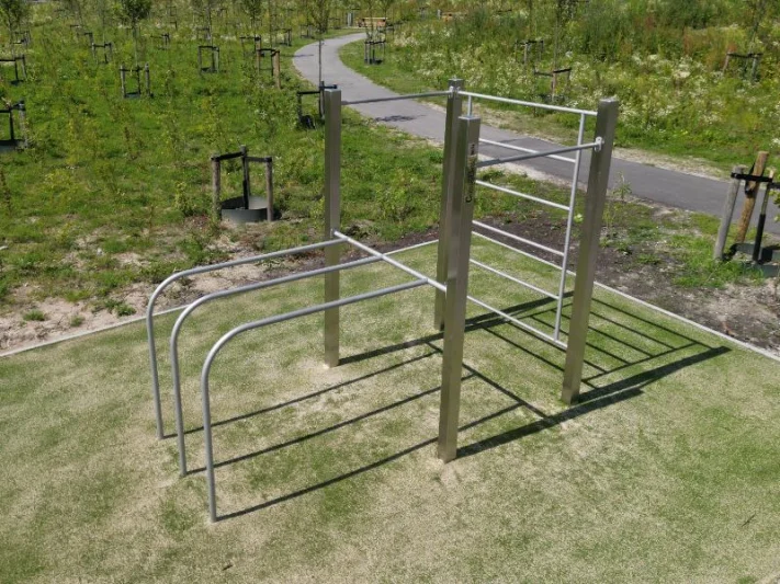 CustomBars - Gijzenberg - Badhoevedorp - outdoor fitness 1