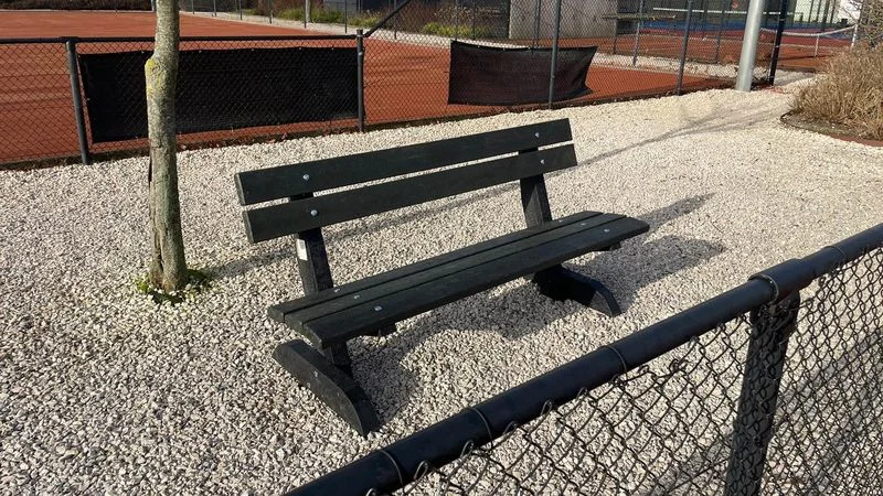 GreenMatter mobile bench with backrest