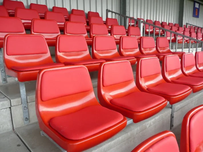 Stadionstoel _ tribunestoel CR4 mét polster tribune