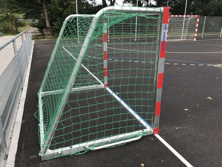 Movable handball goal