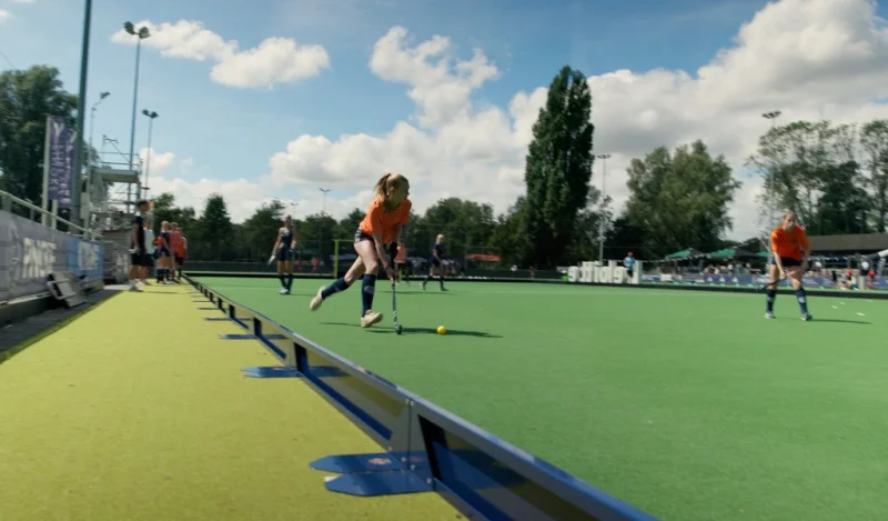 Hockey boarding