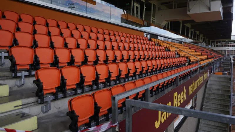 Stadium seat / grandstand seat AVATAR COMPACT