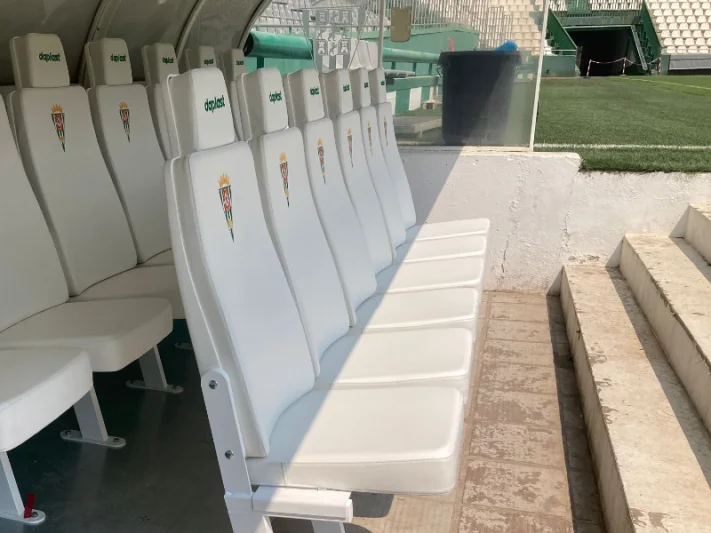 Business seat Match
