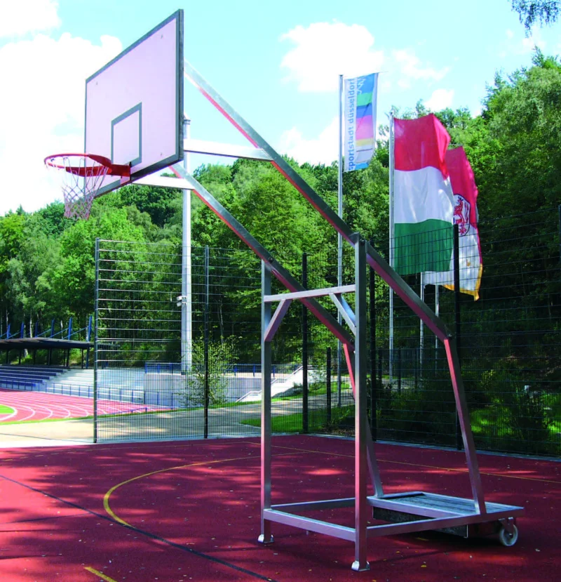Mobile basketball installation