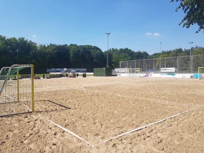 beachvoetbal hoogvliet