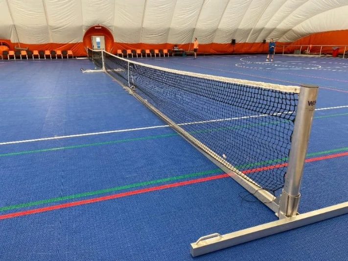 Verrijdbare tennispalen nieuw verkleind