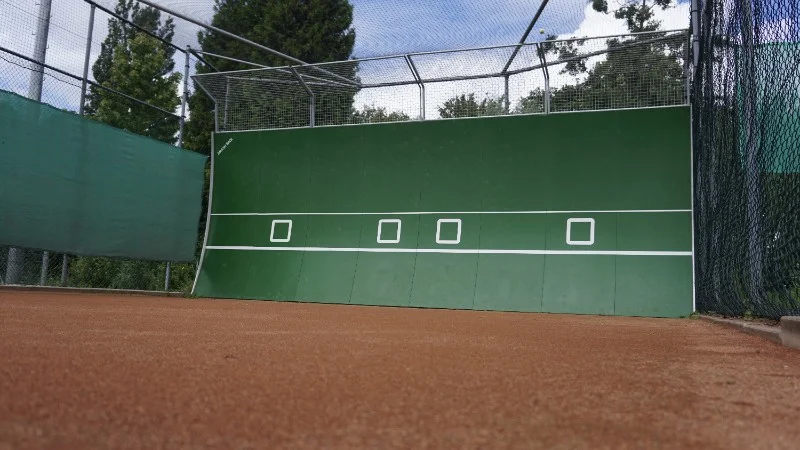 tennismuur