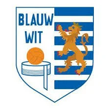 AKC Blauw Wit