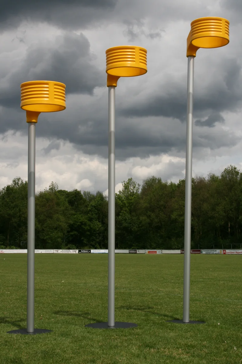 Basketball post