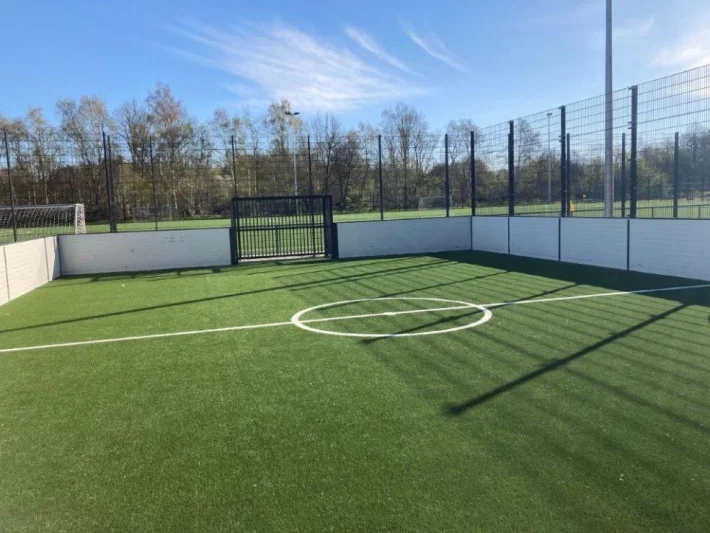 Boarding / soccercourt ‘Comfort’