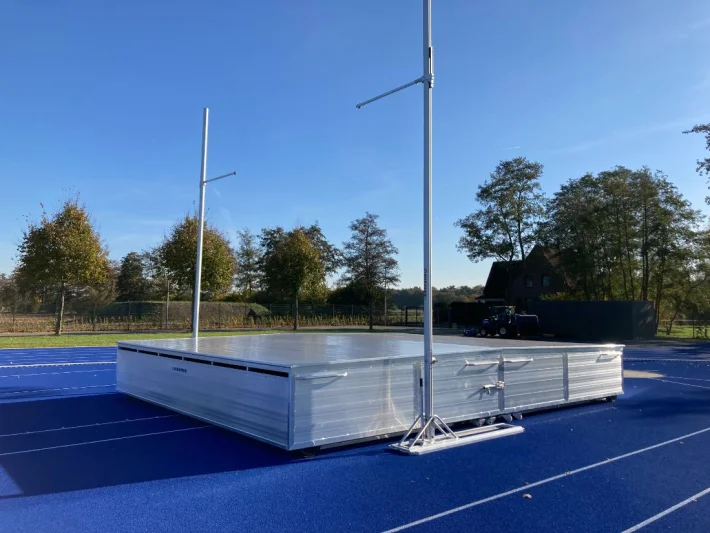 Overkapping landingsmat hoogspringen