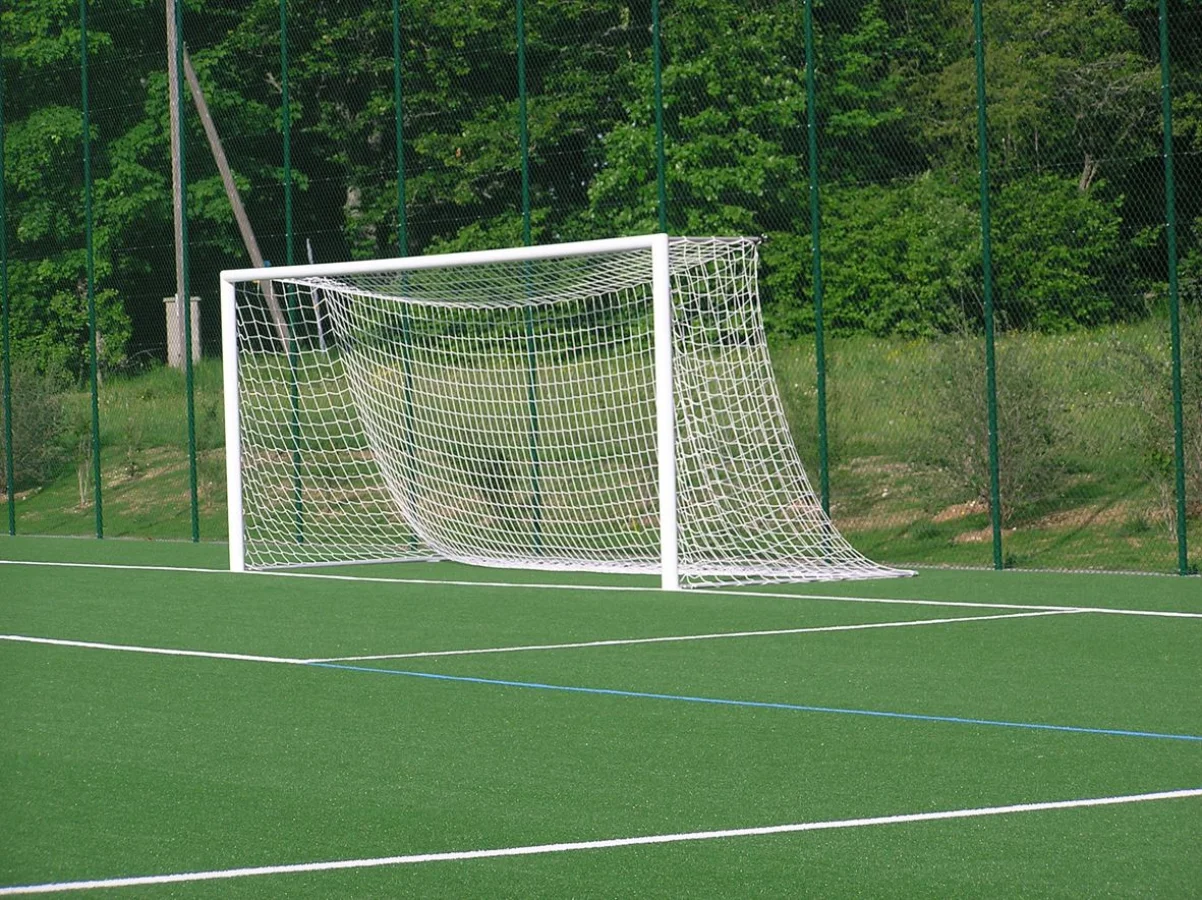 Voetbaldoelen met netstangen
