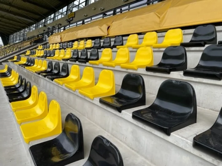 Rijnsburgse Boys tribunestoelen