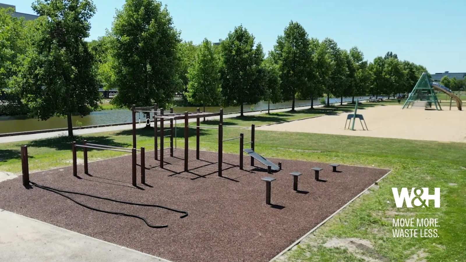 A park that invites sports and exercise