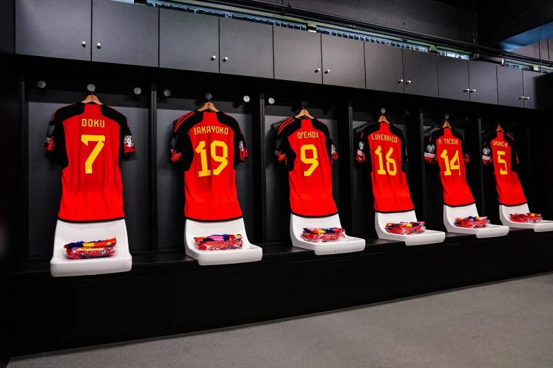 Custom-made changing rooms