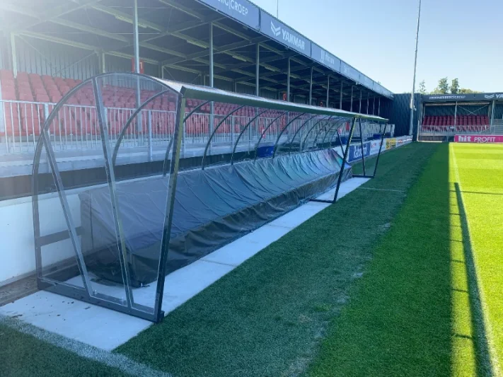 Almere City afdekhoes business seats gras