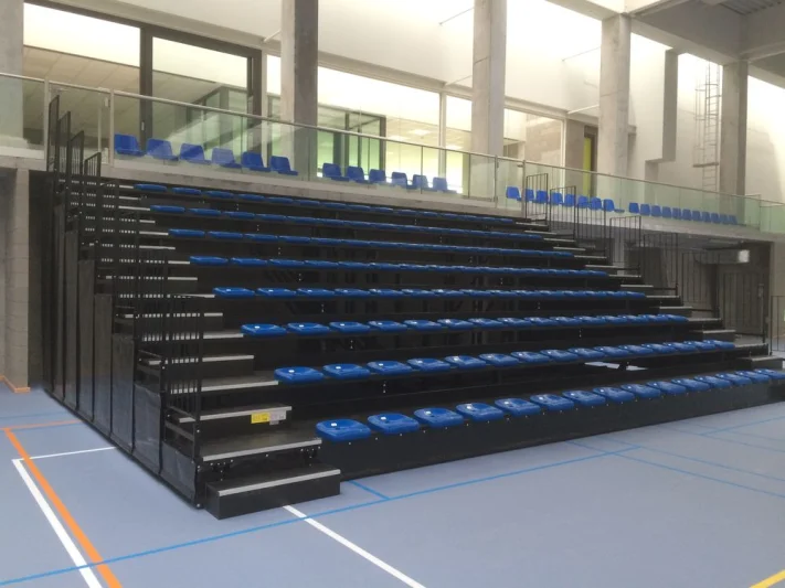 Vaste telescopische tribunes
