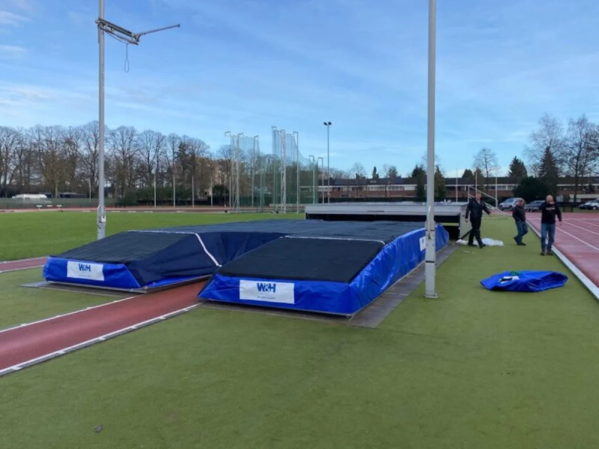 Landingsmat polsstokhoogspringen Nijmegen Atletiek