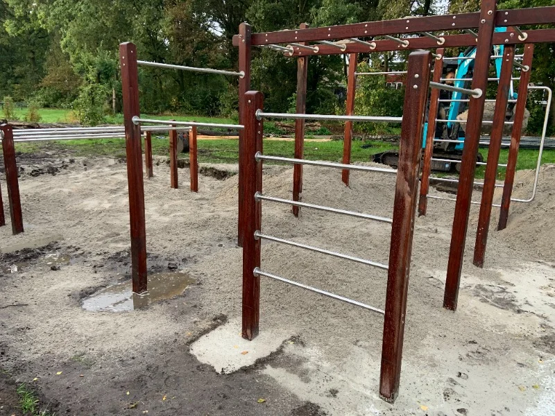 Calisthenics multistation bij AV'23