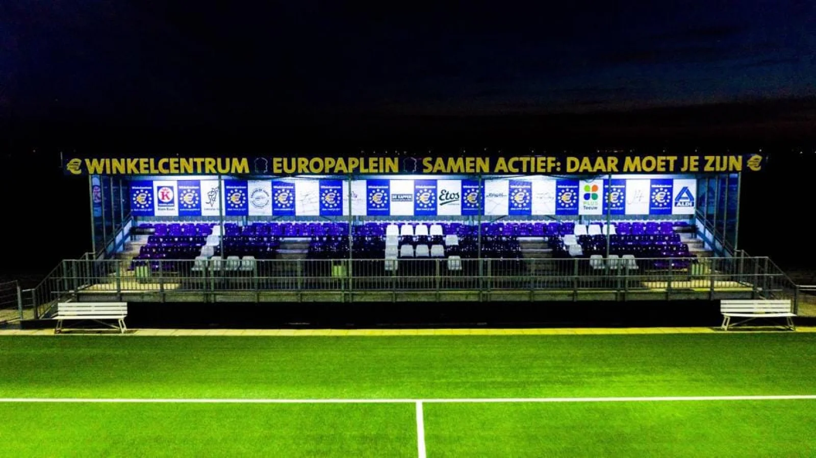 Tribunestoelen LRC Leerdam
