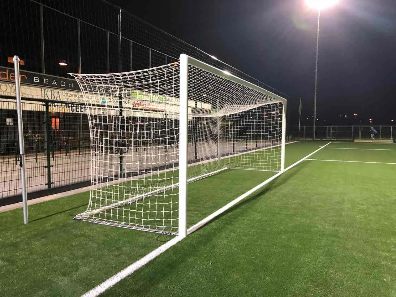Kooimodeldoel en slagplanken op het hoofdveld van SJC