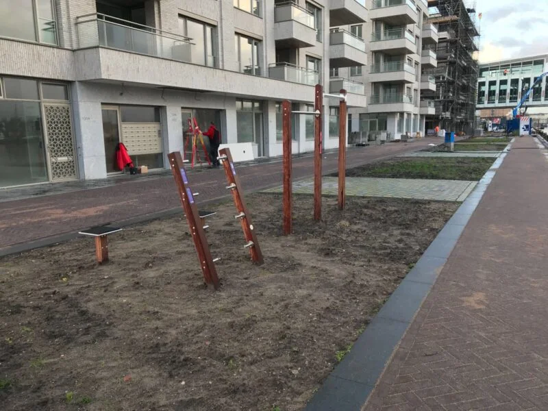 Nature-line fitnesstoestel van Azobé en edelstaal