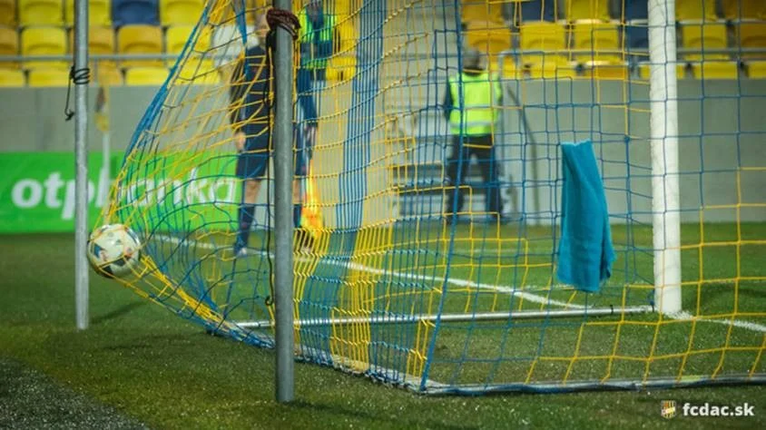 Landingsmat in clubkleuren bij ACW'66