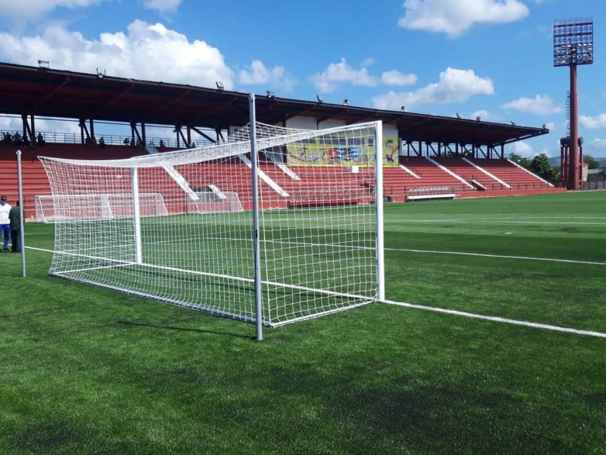 Inrichtingsmaterialen voor FIFA Forward Cuba