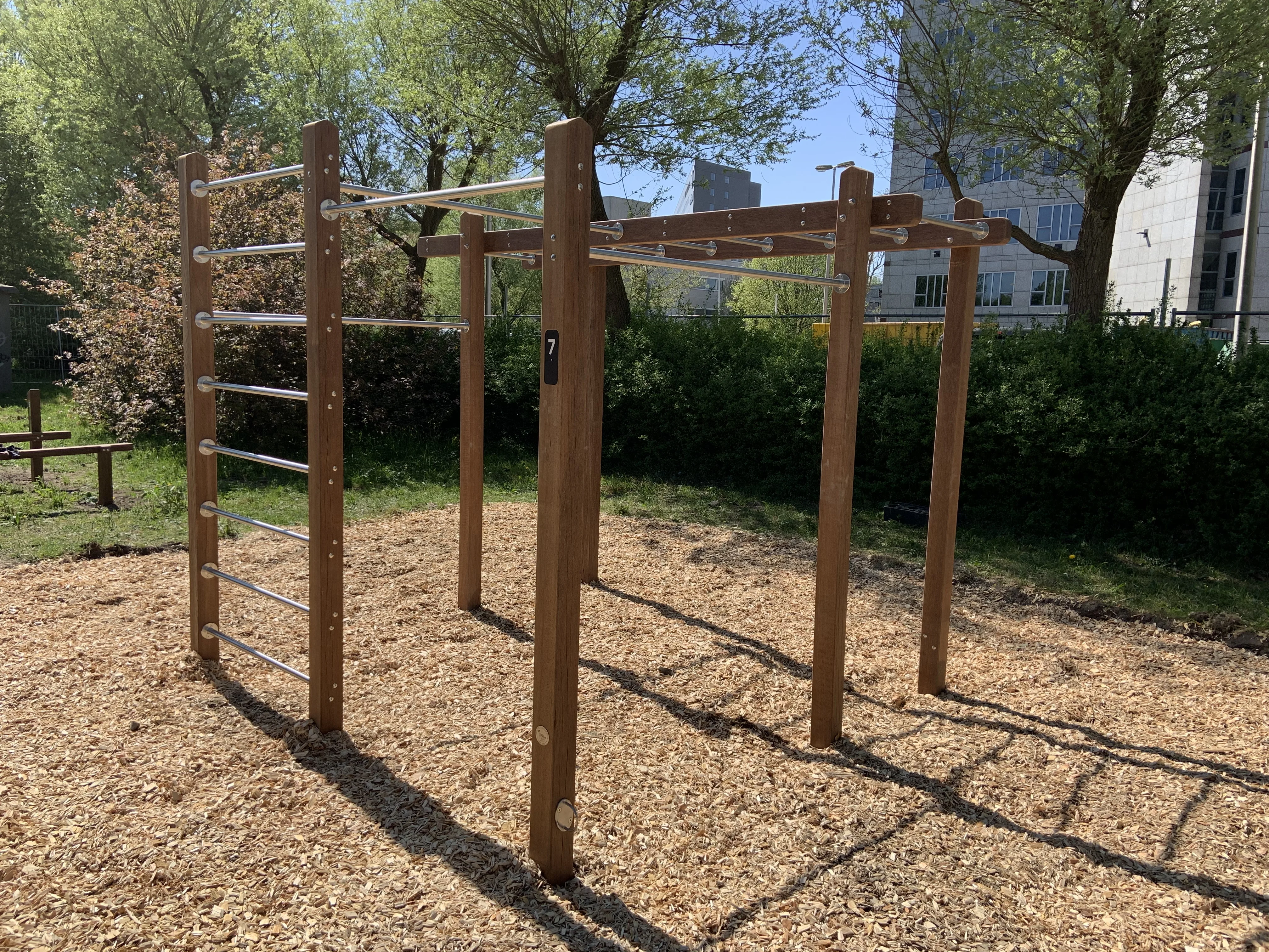 Multi-tower _ Calisthenics BASIC