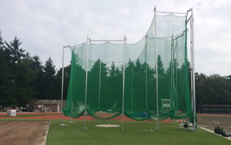 beschermkooi discuswerpen en kogelslingeren
