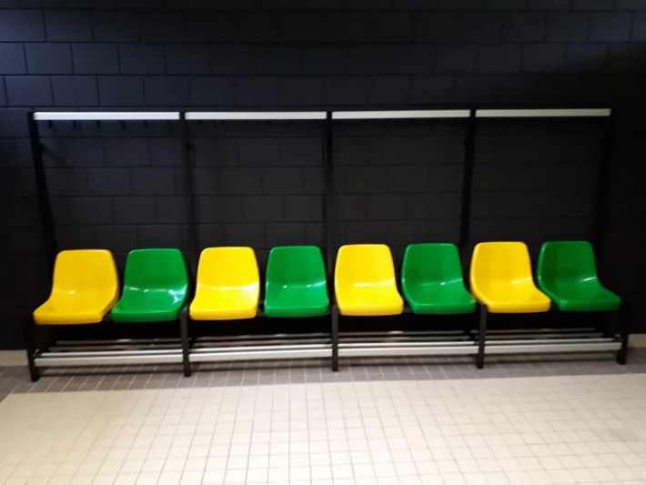 Changing room chair CR4