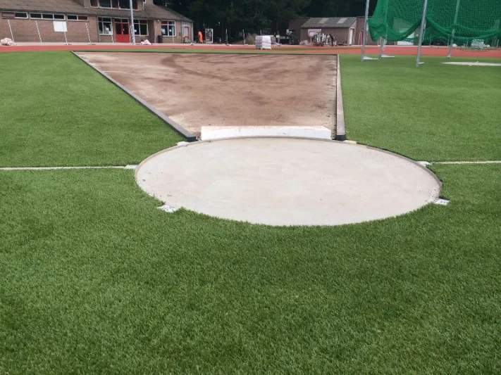 Shot put toe board