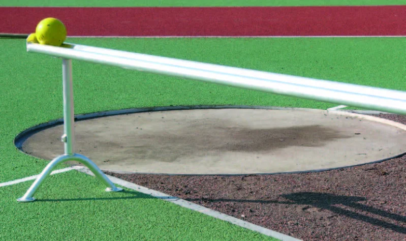 Return trough for shot puts
